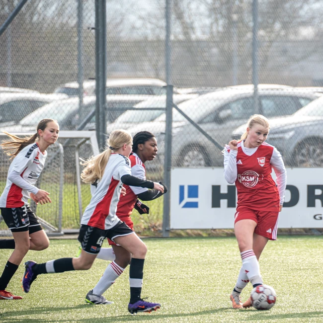 RSKulturcenter.Library.ValueConverters.Headline